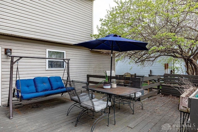 631 Alpine Pl, Trenton, OH 45067 - wooden deck with outdoor dining space