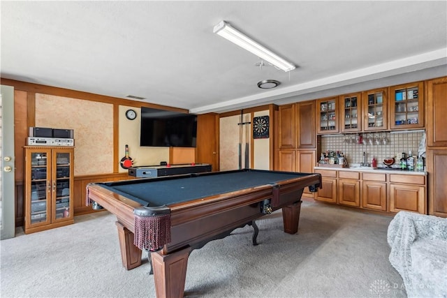 5262 Bittersweet Dr, Washington Twp, OH 45429 - recreation room featuring light carpet, billiards, and indoor wet bar