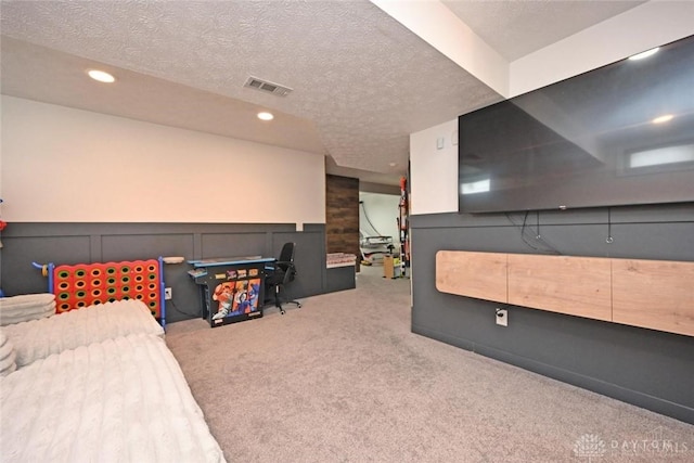 171 Pleasant Hill Blvd, Franklin, OH 45005 - cinema featuring carpet flooring, recessed lighting, a textured ceiling, and visible vents