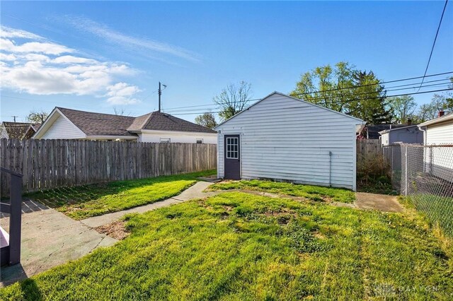 1708 Patterson Rd, Dayton, OH 45420 - view of yard featuring an outdoor structure