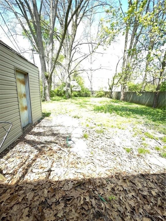 view of yard featuring fence