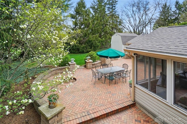 5017 Ackerman Blvd, Kettering, OH 45429 - view of patio / terrace featuring outdoor dining space