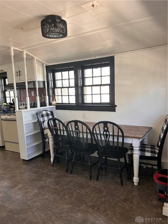 32 W 3rd St, West Alexandria, OH 45381 - view of dining space