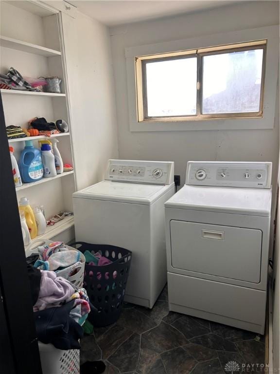 32 W 3rd St, West Alexandria, OH 45381 - laundry area featuring washing machine and dryer