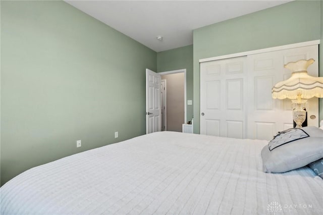 bedroom featuring a closet
