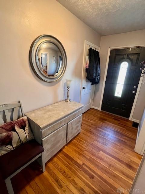 1331 Malden Ave, Springfield, OH 45504 - entrance foyer with a textured ceiling and wood finished floors