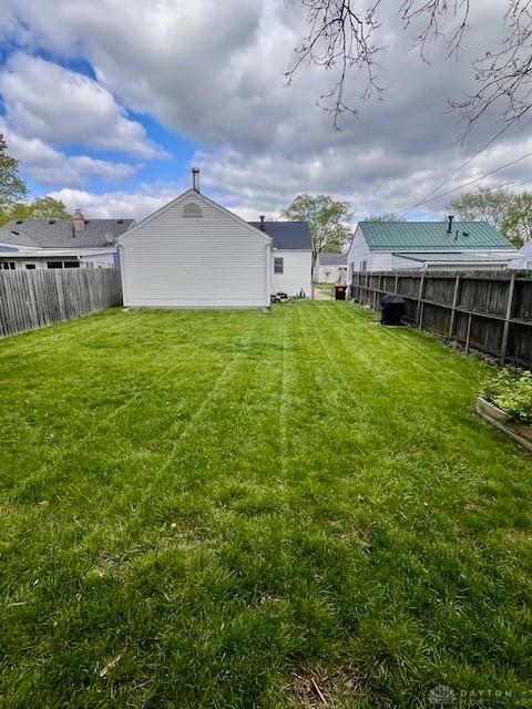 1331 Malden Ave, Springfield, OH 45504 - view of yard with a fenced backyard