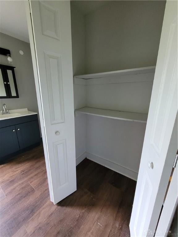 66 Barnett St Unit 64, Dayton, OH 45402 - closet featuring a sink