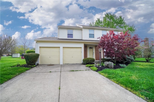 8500 Crestmont Dr, West Chester, OH 45069 - traditional-style house featuring driveway, a front lawn, and an attached garage
