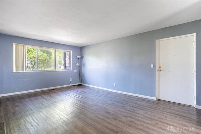 5675 E Coach Dr Unit B, Kettering, OH 45440 - photo 2