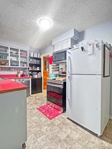 515 E Lawn Ave, Urbana, OH 43078 - photo 17