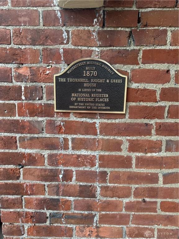 details with brick siding