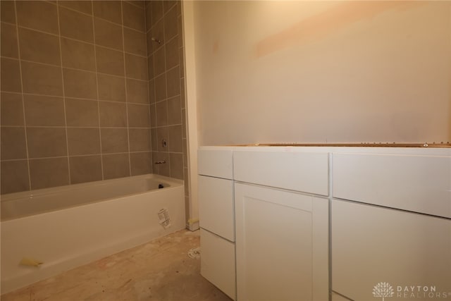2885 Sky Crossing Dr Unit 56, Beavercreek, OH 45434 - bathroom featuring  shower combination