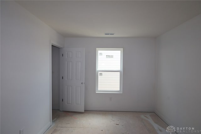 2014 Glen Valley Dr Unit 218, Washington Twp, OH 45458 - unfurnished room featuring baseboards