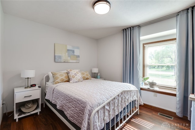 717 Walden Way, Dayton, OH 45440 - bedroom featuring visible vents, wood finished floors, and baseboards
