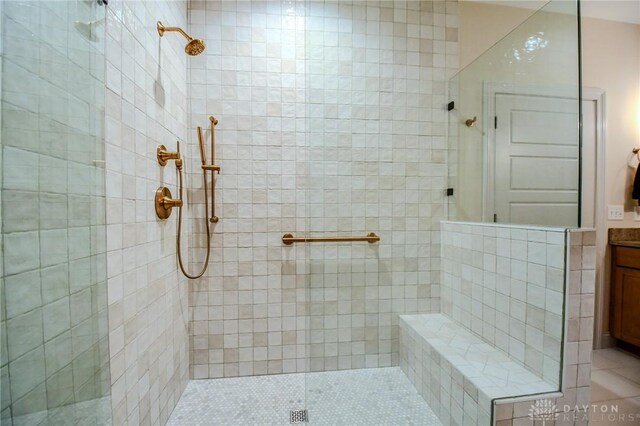 2725 Terraceview Cir, Beavercreek, OH 45431 - bathroom featuring a tile shower and vanity
