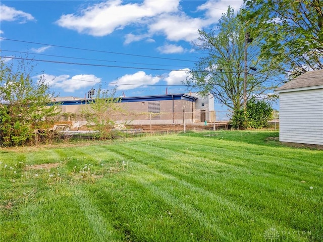 149 Poe Ln, Xenia, OH 45385 - view of yard with fence