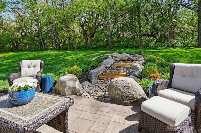 1152 Sarah Freeman Dr, Dayton, OH 45458 - view of patio / terrace