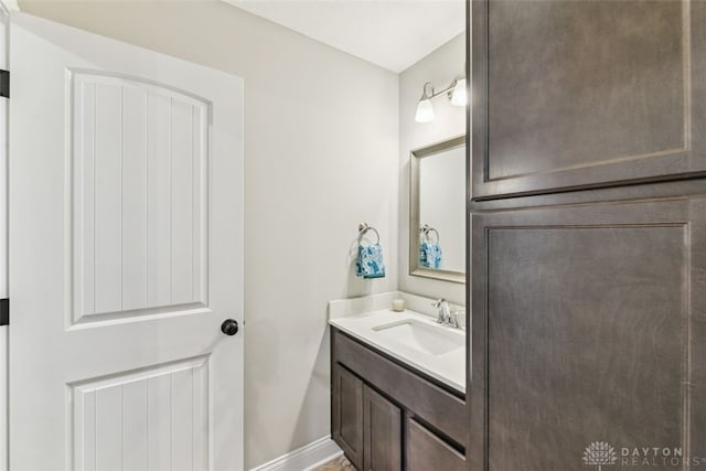2187 Hamilton Rd, Lebanon, OH 45036 - bathroom featuring vanity and baseboards