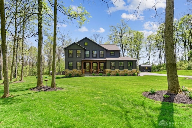 2187 Hamilton Rd, Lebanon, OH 45036 - back of house with a porch and a yard