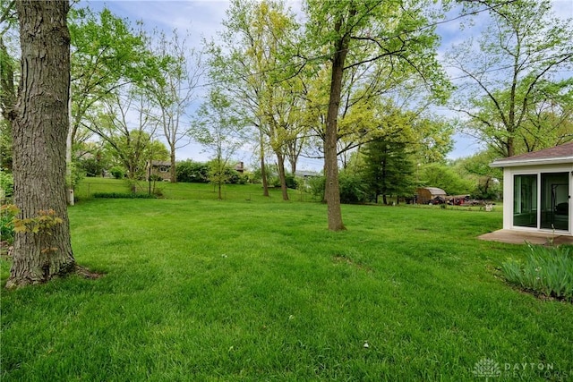 3600 Honeybrook Ave, Dayton, OH 45415 - view of yard