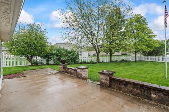 2750 Twin Lakes Dr, Troy, OH 45373 - view of patio