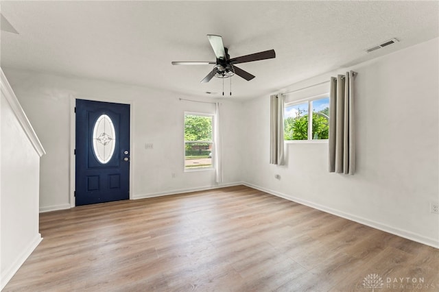 784 Marshall Dr, Xenia, OH 45385 - entrance foyer featuring light wood-style flooring and ceiling fan