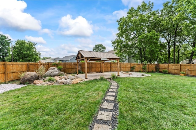 784 Marshall Dr, Xenia, OH 45385 - fenced backyard with a gazebo and a patio