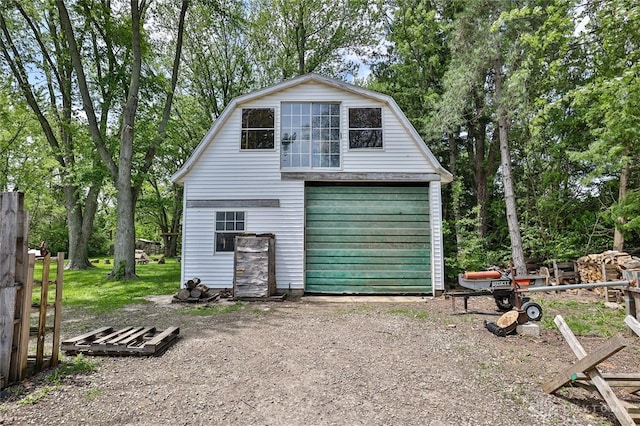 1097 Lynch Rd, Eaton, OH 45320 - detached garage with driveway