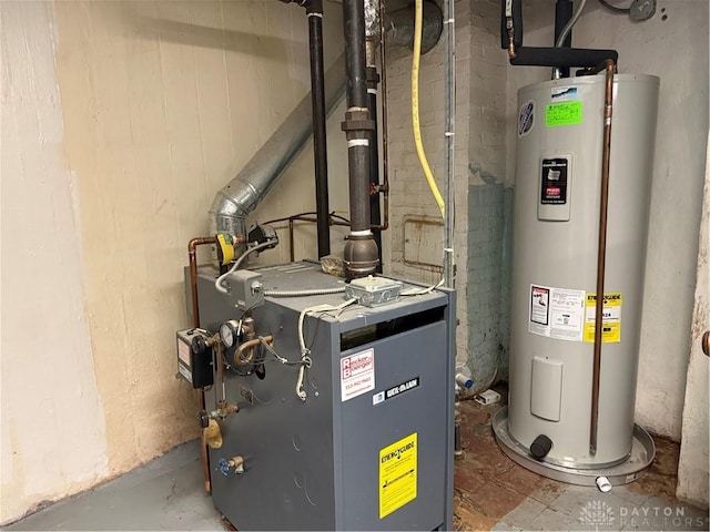2 Brompton Ln, Cincinnati, OH 45218 - utilities featuring water heater and a heating unit