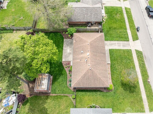 3762 Waterbury Dr, Kettering, OH 45439 - drone / aerial view