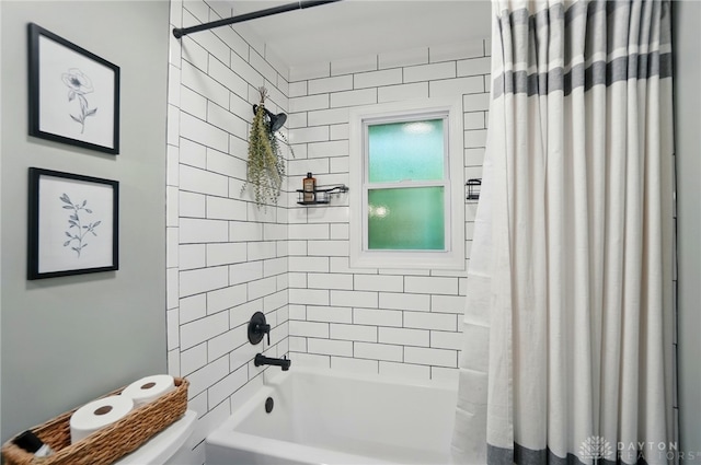 2023 W State Route 63, Lebanon, OH 45036 - bathroom featuring toilet and shower / tub combo
