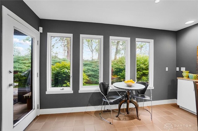 1900 Kresswood Cir, Kettering, OH 45429 - sunroom with plenty of natural light
