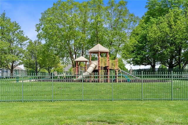 1591 Windham Ln, Beavercreek Township, OH 45385 - view of communal playground