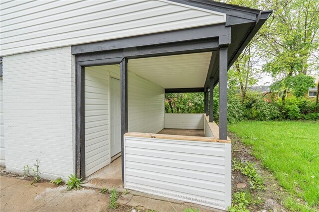 view of outbuilding