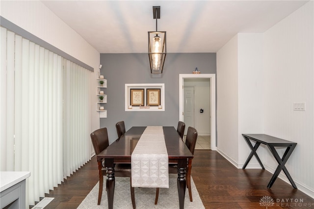 813 Timberlake Ct, Kettering, OH 45429 - dining room with dark wood finished floors