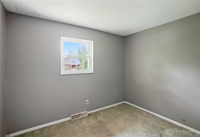 3700 Echo Hill Ln, Beavercreek, OH 45430 - spare room featuring baseboards and carpet