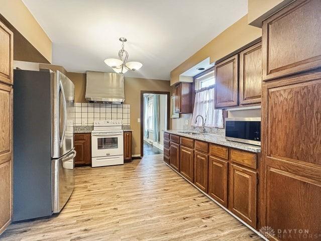 112 Roosevelt Dr, Springfield, OH 45504 - photo 27