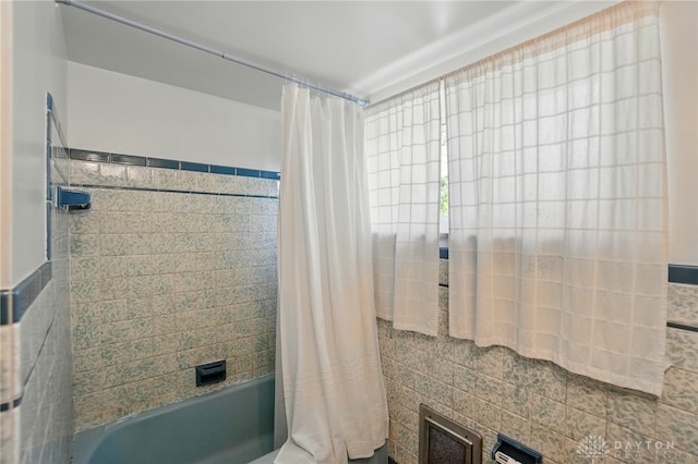 4207 Morningside Blvd, Dayton, OH 45432 - full bathroom with shower / tub combo with curtain and tile walls