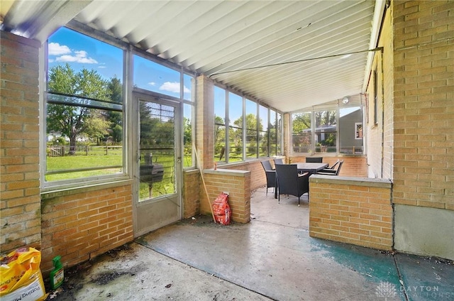 4207 Morningside Blvd, Dayton, OH 45432 - sunroom / solarium with plenty of natural light and outdoor dining area