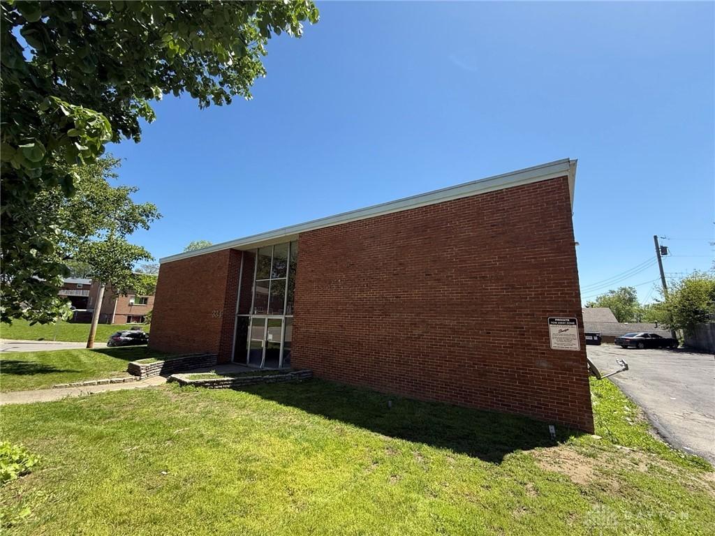 334 Blackwood Ave, Dayton, OH 45403 - photo 1