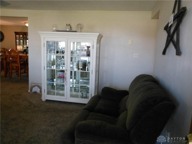 8189 Oakes Rd, Arcanum, OH 45304 - view of carpeted living area