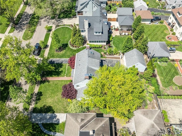 135 E Dixon Ave, Oakwood, OH 45419 - aerial perspective of suburban area