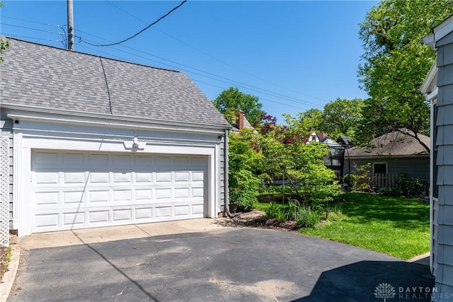 135 E Dixon Ave, Oakwood, OH 45419 - view of detached garage