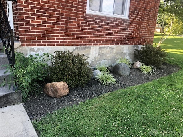 12 Harshman St, Brookville, OH 45309 - exterior view of brick siding