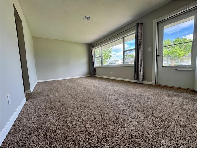 4832 Barnhart Ave, Dayton, OH 45432 - unfurnished room with carpet and baseboards