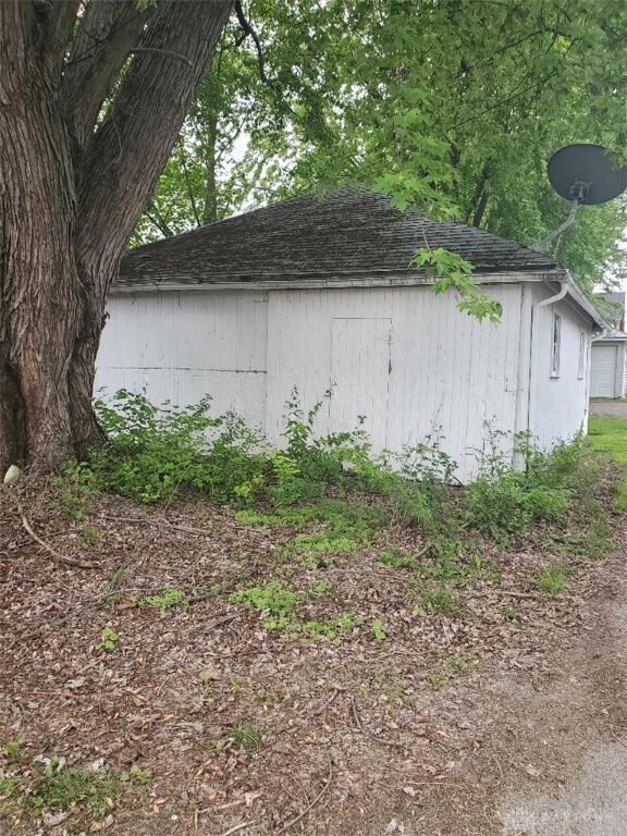 211 Horn St, Lewisburg, OH 45338 - photo 5
