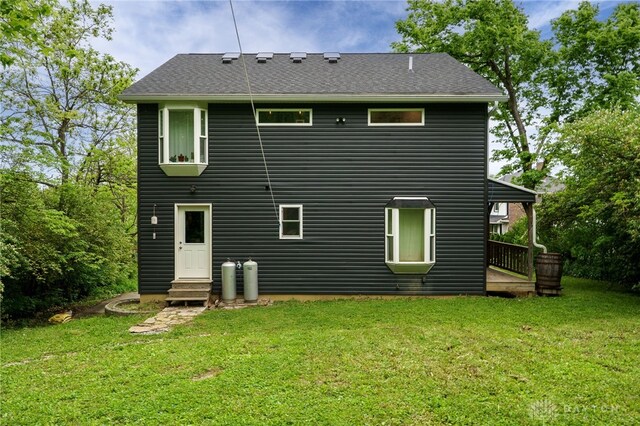 1803 Resor Rd, Fairfield, OH 45014 - rear view of house with a lawn