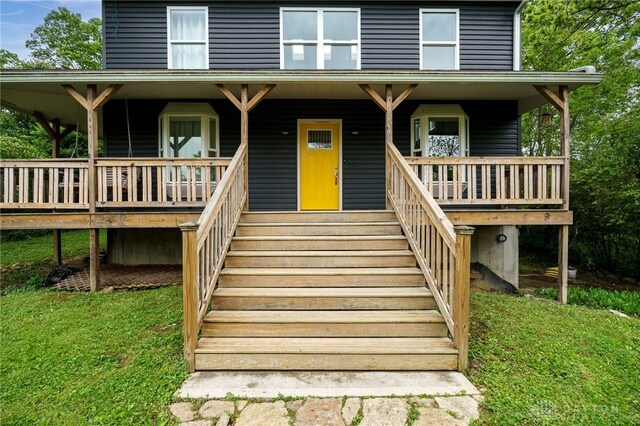 1803 Resor Rd, Fairfield, OH 45014 - property entrance with covered porch and a lawn