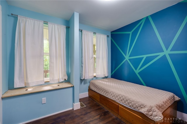 1803 Resor Rd, Fairfield, OH 45014 - bedroom with wood finished floors and baseboards